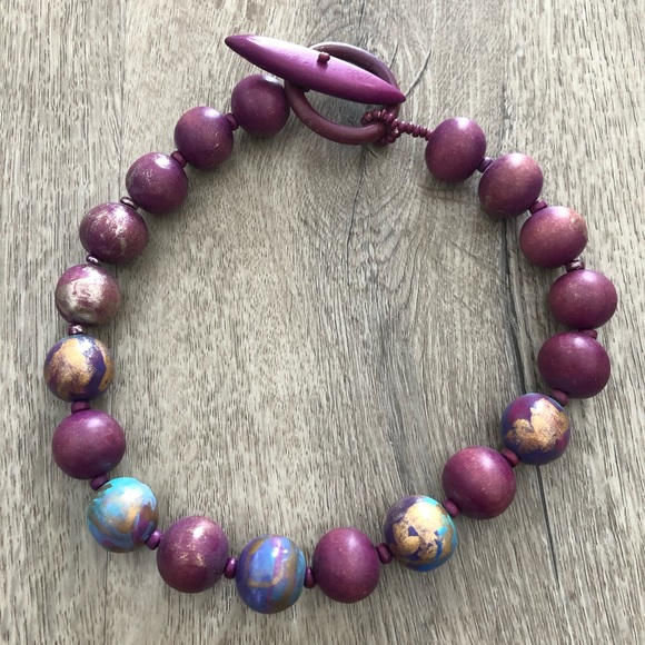 Gorgeous wood hand painted necklace. - Picture 5 of 5